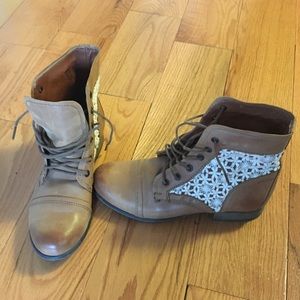 Brown Steve Madden boots